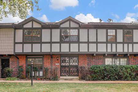 4784 Rustling Oaks Dr Memphis, TN 38117