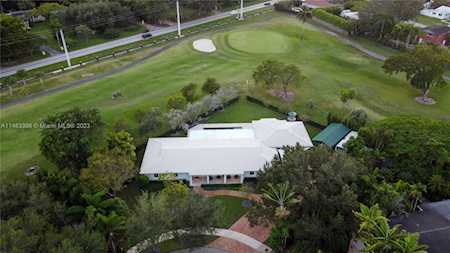 9860 SW 103rd St Miami, FL 33176