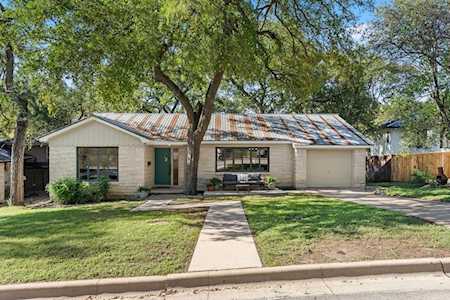 4014 Crescent DR Austin, TX 78722