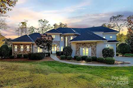106 Greyfriars Rd Mooresville, NC 28117
