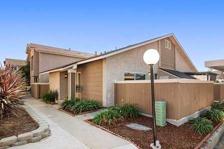 6832 Quebec Ct #Unit 2 San Diego, CA 92139