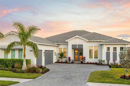 8346 Redonda LOOP Bradenton, FL 34202