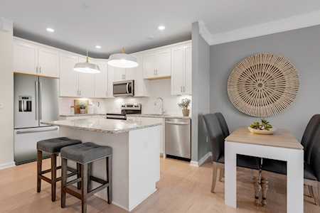 6 Peters Farm Way #202 Westborough, MA 01581
