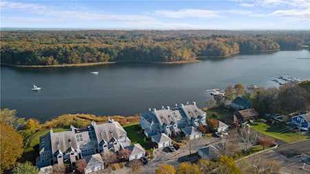 152 Crompton Ave #23 East Greenwich, RI 02818
