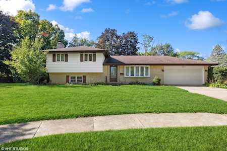 533 E Willow Ct Palatine, IL 60074