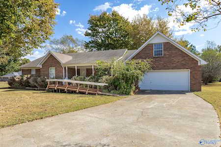 107 Silkyscale Circle Meridianville, AL 35759