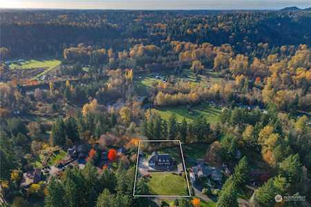 20713 229th Ave SE Maple Valley, WA 98038