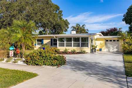 132 Crystal Beach Ave Crystal Beach, FL 34681