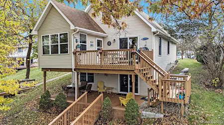 10521 Runyan Lake Point Tyrone Twp, MI 48430