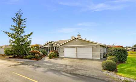 8299 Cowichan Rd Blaine, WA 98230