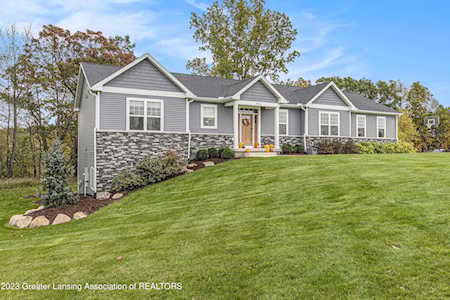 7415 Cross Creek Dr Laingsburg, MI 48848
