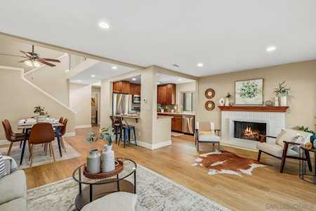 10233 Caminito Surabaya San Diego, CA 92131