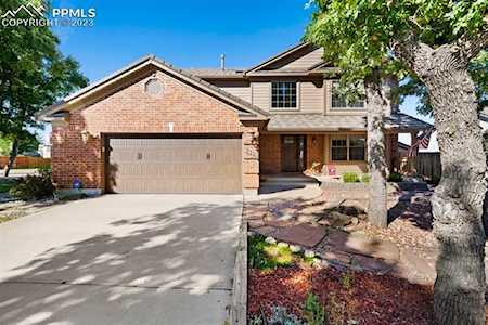 710 Maroonglen Court Colorado Springs, CO 80906