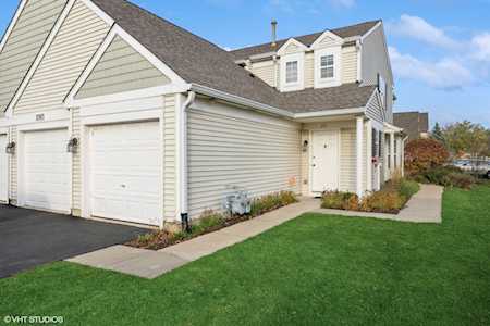 2503 Sheehan Dr #201 Naperville, IL 60564