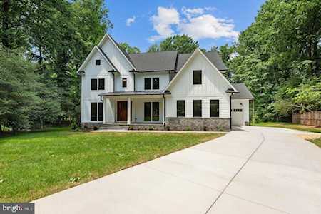 10007 Murnane St Vienna, VA 22181