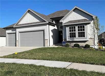 12859 W 173rd Terrace Overland Park, KS 66221