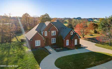 103 My Kentucky Rose Cir Simpsonville, KY 40067