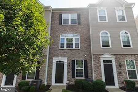 73 Franklin Circle Somerdale, NJ 08083