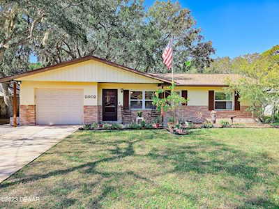 2802 Glenwood Avenue New Smyrna Beach, FL 32168