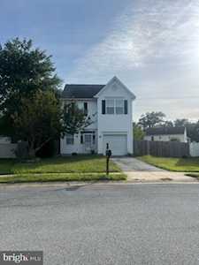 25 Kristin Rd New Castle, DE 19720
