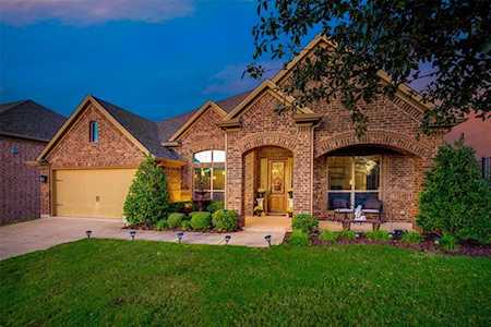 600 Hillswick Court Roanoke, TX 76262