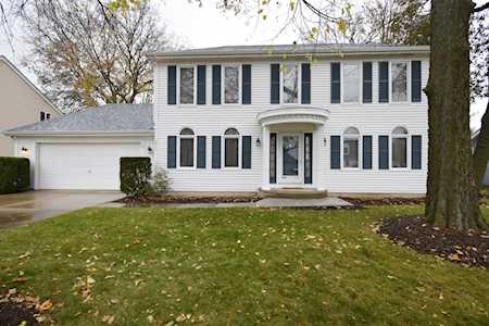 1911 Sapphire Ln Aurora, IL 60506