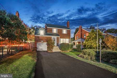 724 S Wayne St Arlington, VA 22204