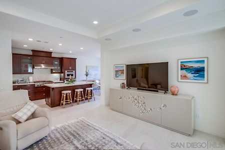 7944 Lusardi Creek Ln San Diego, CA 92127