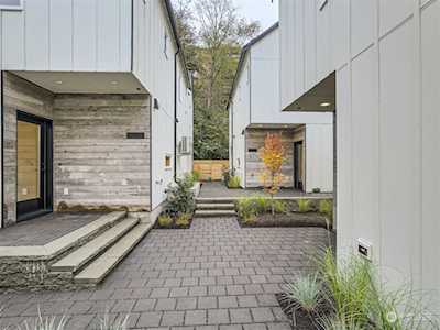 10346 Wallingford Ave N #C Seattle, WA 98133