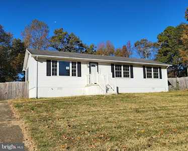 26881 Dogwood Ln Mechanicsville, MD 20659