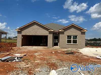 6574 NW Moon Crest Lane Huntsville, AL 35806