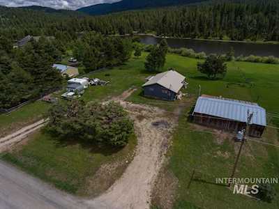 212 Clear Creek Rd Cascade, ID 83611