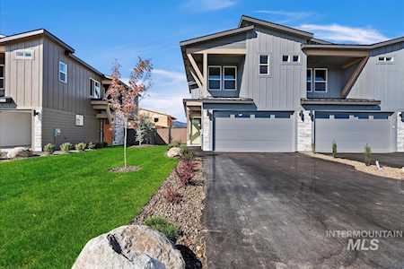 15 North Creek Way Cascade, ID 83611