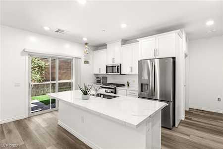 600 N Carriage Hill Dr #1164 Las Vegas, NV 89138