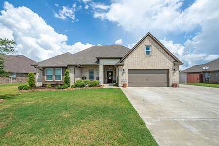 100 Poppy St Lake Jackson, TX 77566