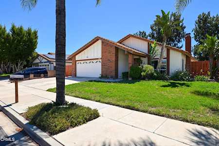 2564 Roxy St Simi Valley, CA 93065