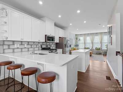 705 Magnolia Mill Ln Charlotte, NC 28206