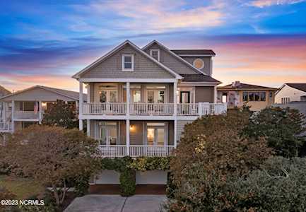 768 S Lumina Ave Wrightsville Beach, NC 28480