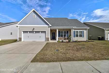 2241 Blue Bonnet Circle Castle Hayne, NC 28429