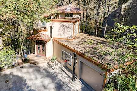 135 Kings Mill Court Roswell, GA 30075
