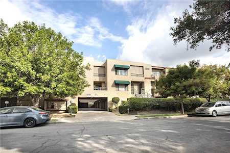 1125 E Maple St #14 Glendale, CA 91205