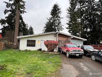 4816 103rd Place NE Marysville, WA 98270