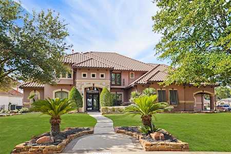 13723 Pristine Lake Ln Cypress, TX 77429