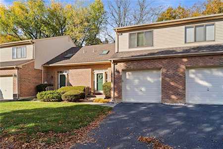 3219 Oakland Square Dr Bethlehem, PA 18020