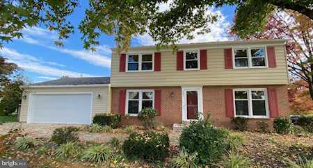 2631 Armada St Herndon, VA 20171