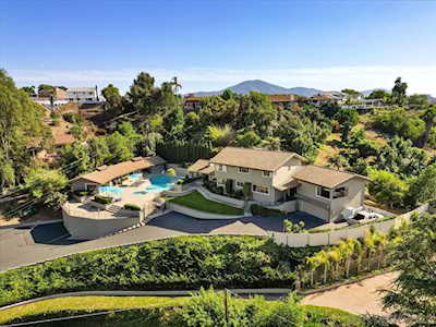9817 Edgar Pl La Mesa, CA 91941