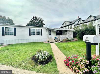 83 Kennedy Dr Fairless Hills, PA 19030