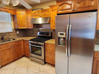 4940 NW 13th St Lauderhill, FL 33313