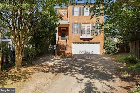 415 Frederick St N Arlington, VA 22203