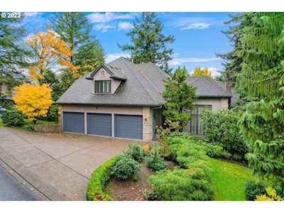815 SW Regency TER Portland, OR 97225
